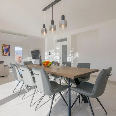 Stunning In With Wifi Holiday home Ivanbegovina