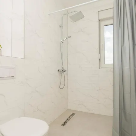 Holiday home Stunning In With Wifi *