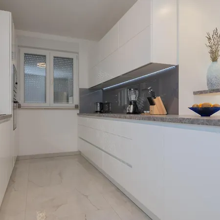 Stunning In With Wifi *